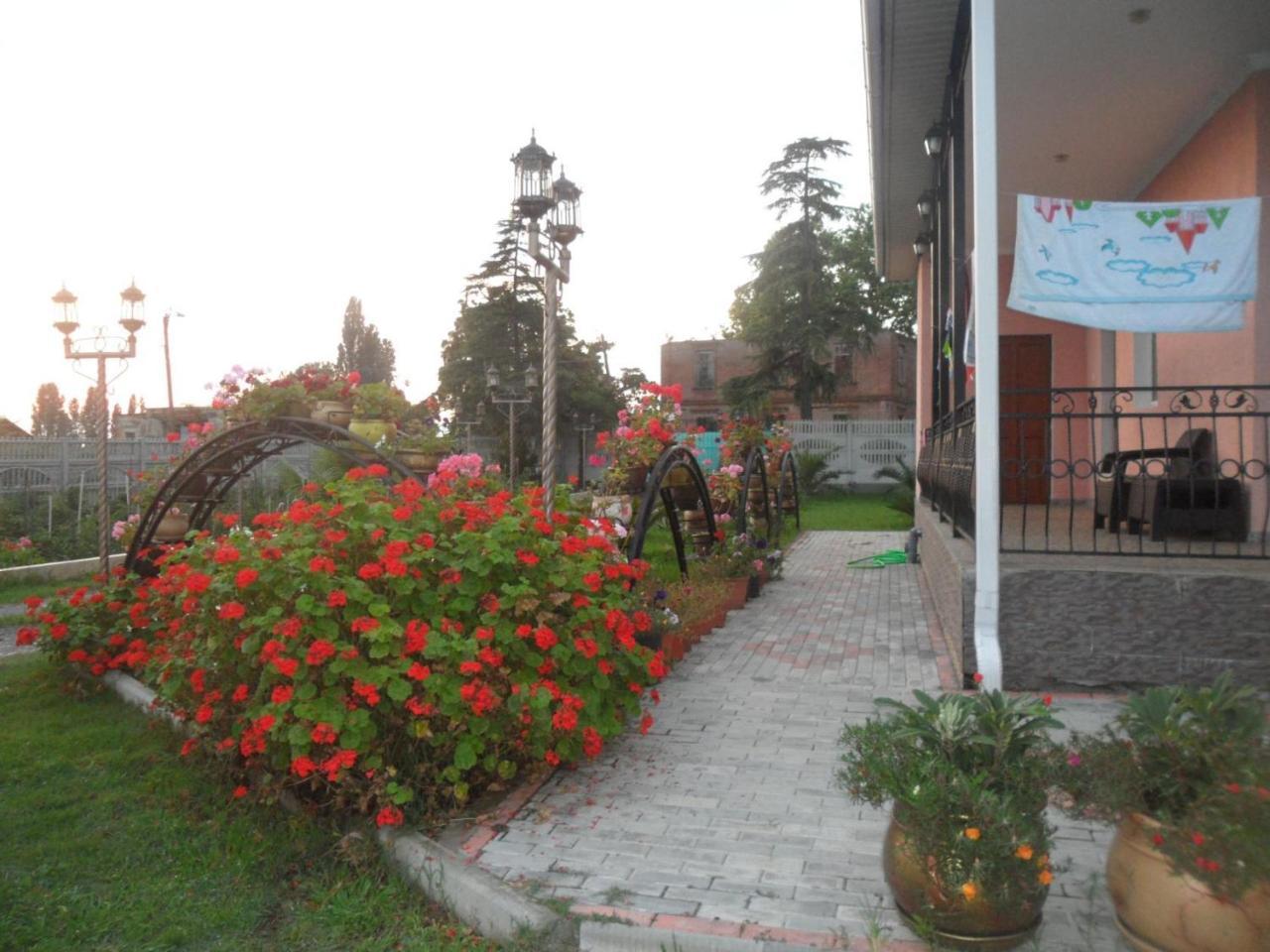Galina Guest House Alakhadzi Exterior photo